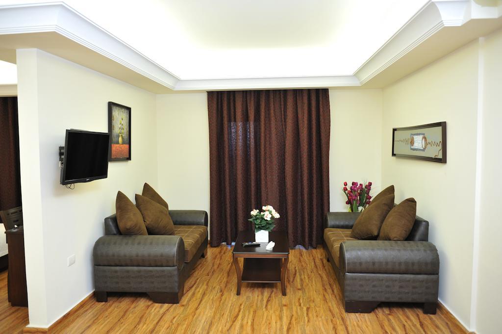 Al Murjan Palace Hotel Jounieh Buitenkant foto
